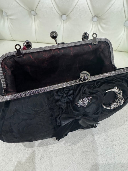 Black Roses Frame Bag