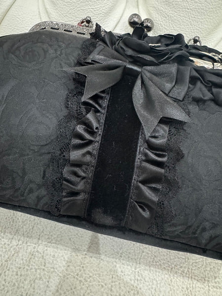 Black Roses Frame Bag