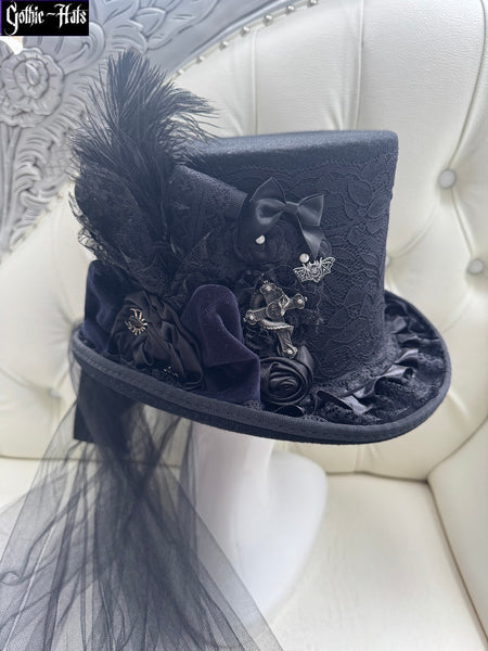 Dragon Cross Top Hat 58cm