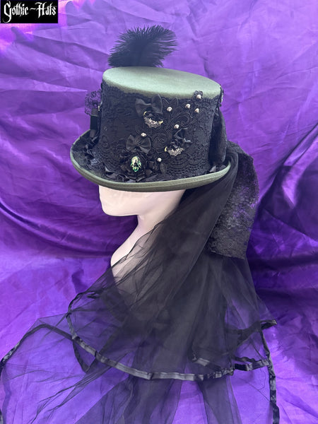 Evergreen Top Hat 56cm