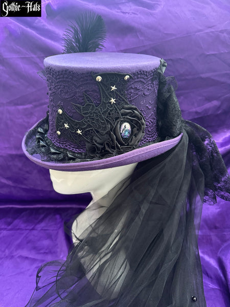 Foxglove Top Hat 56cm