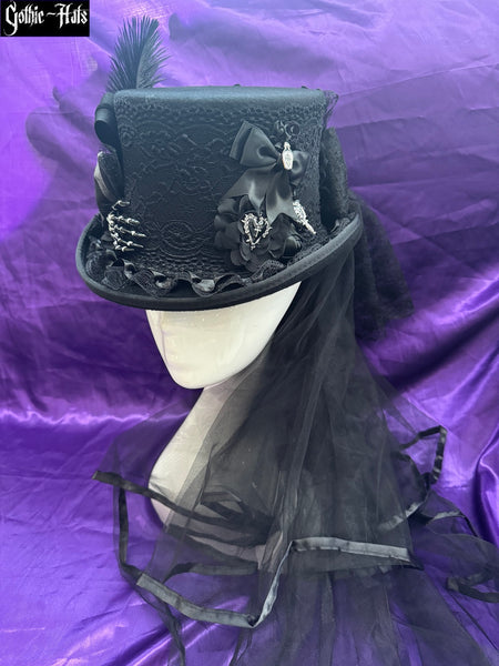 Wednesday Top Hat 55cm