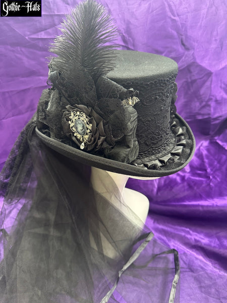 Baccara Top Hat 58cm