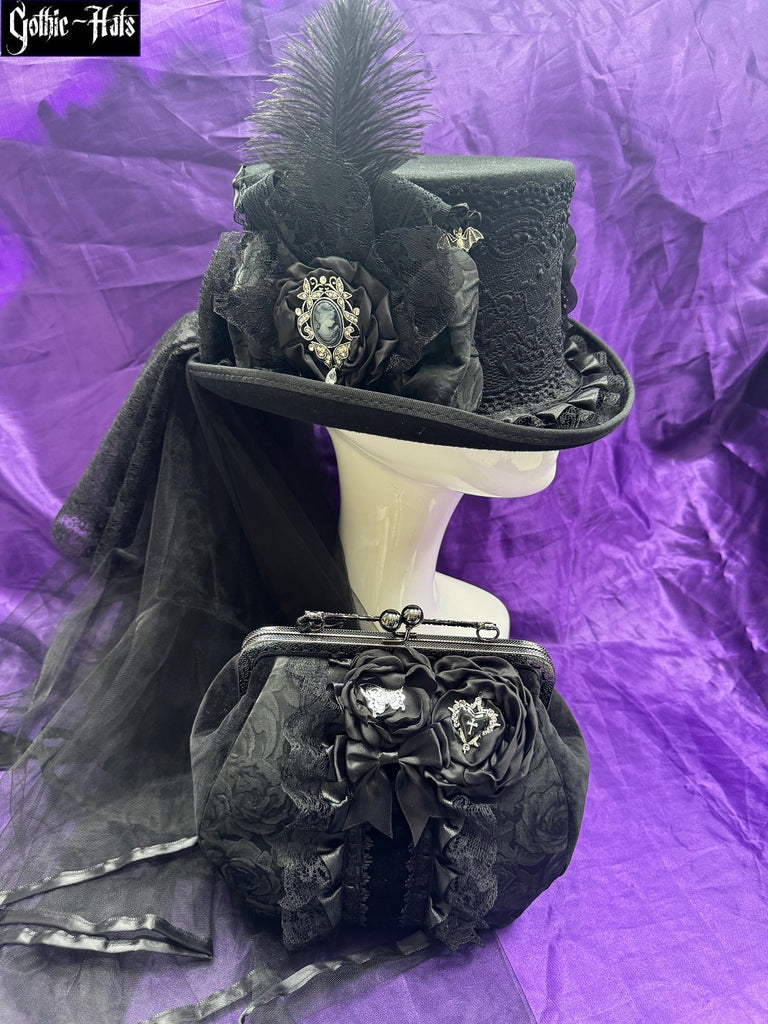 Baccara Top Hat n Bag Set