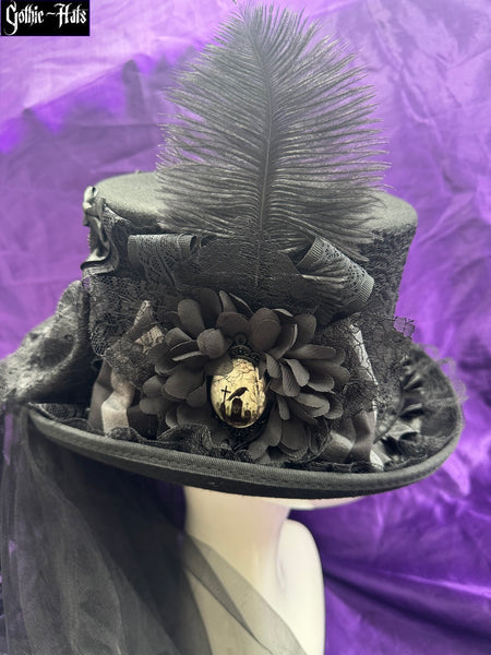 Wednesday Top Hat 56cm