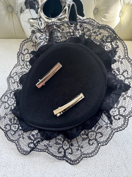 Raven Fascinator
