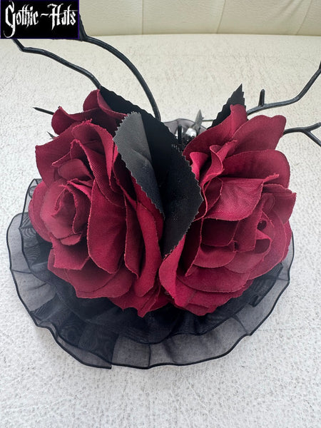 Skeleton Hand Fascinator