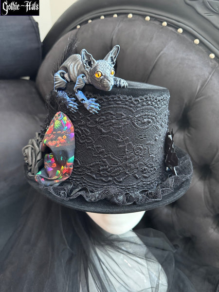 Velour Hat - Sphynx Cat