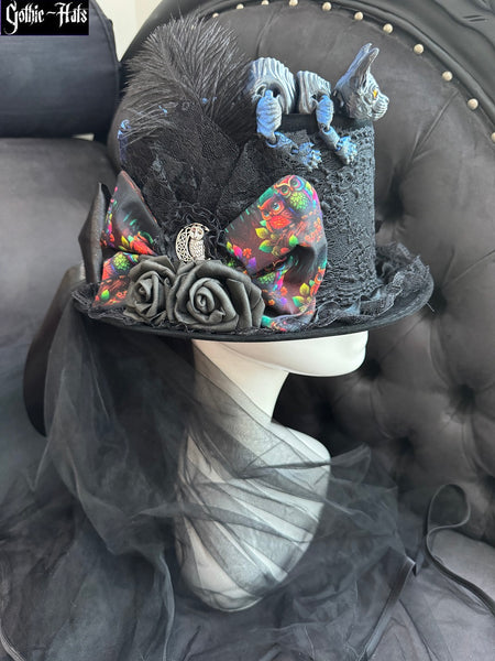 Velour Hat - Sphynx Cat