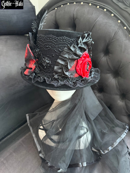 Velour Hat - Spiders