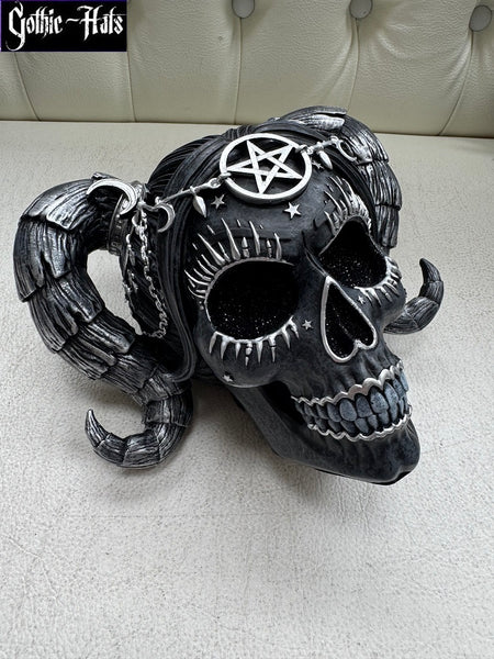 Drop Dead Gorgeous - Solve & Coagula Skull
