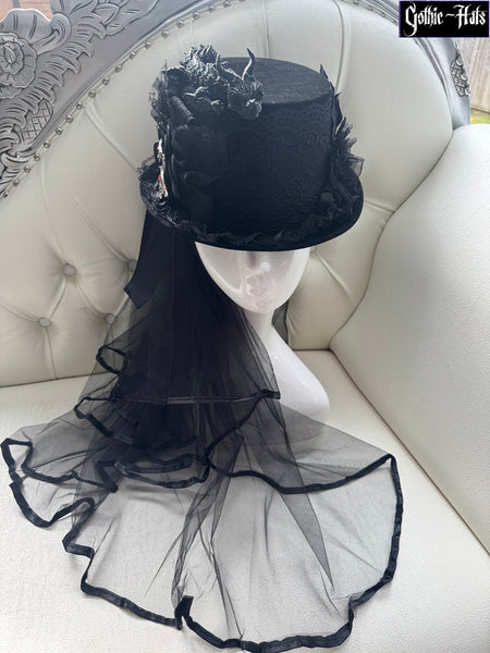 Velour Dragon Hat Blk