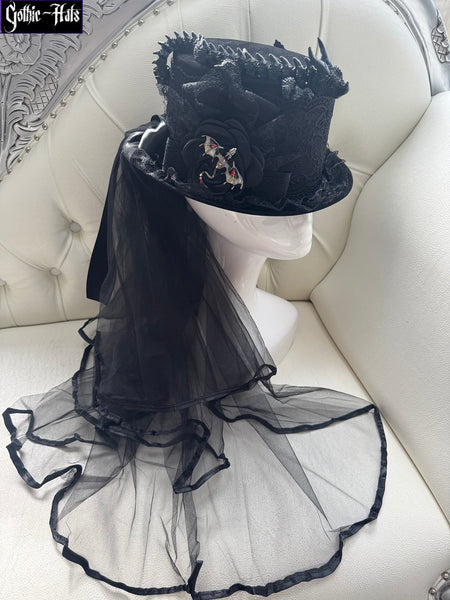 Velour Dragon Hat Blk