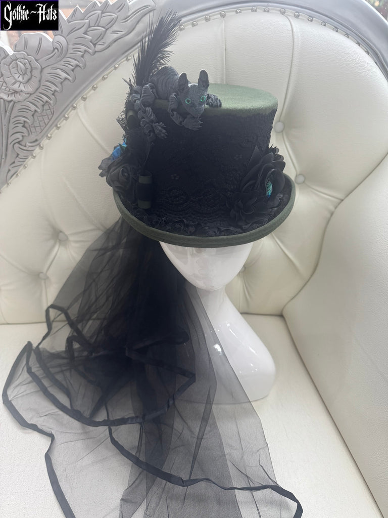 Sphynx Cat Top Hat 56cm