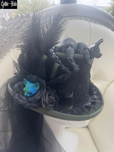 Sphynx Cat Top Hat 56cm