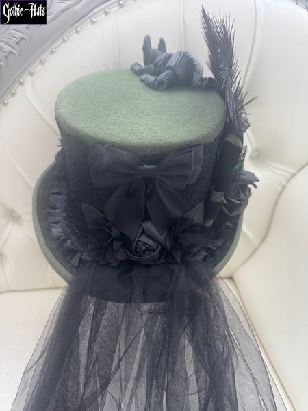 Sphynx Cat Top Hat 56cm