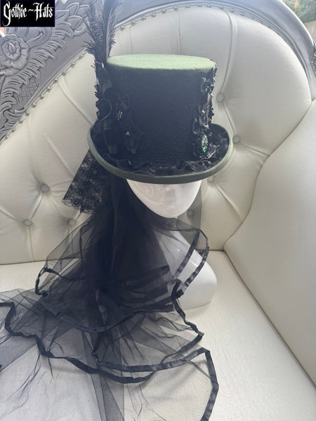 Bats Green Top Hat 56cm