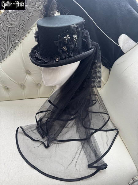 Bat Top Hat 54cm