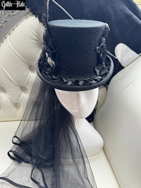 Bat Top Hat 54cm