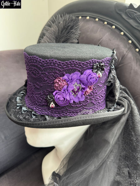 Tyrian Top Hat 55cm