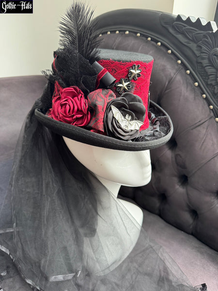 Crimson Top Hat 54cm