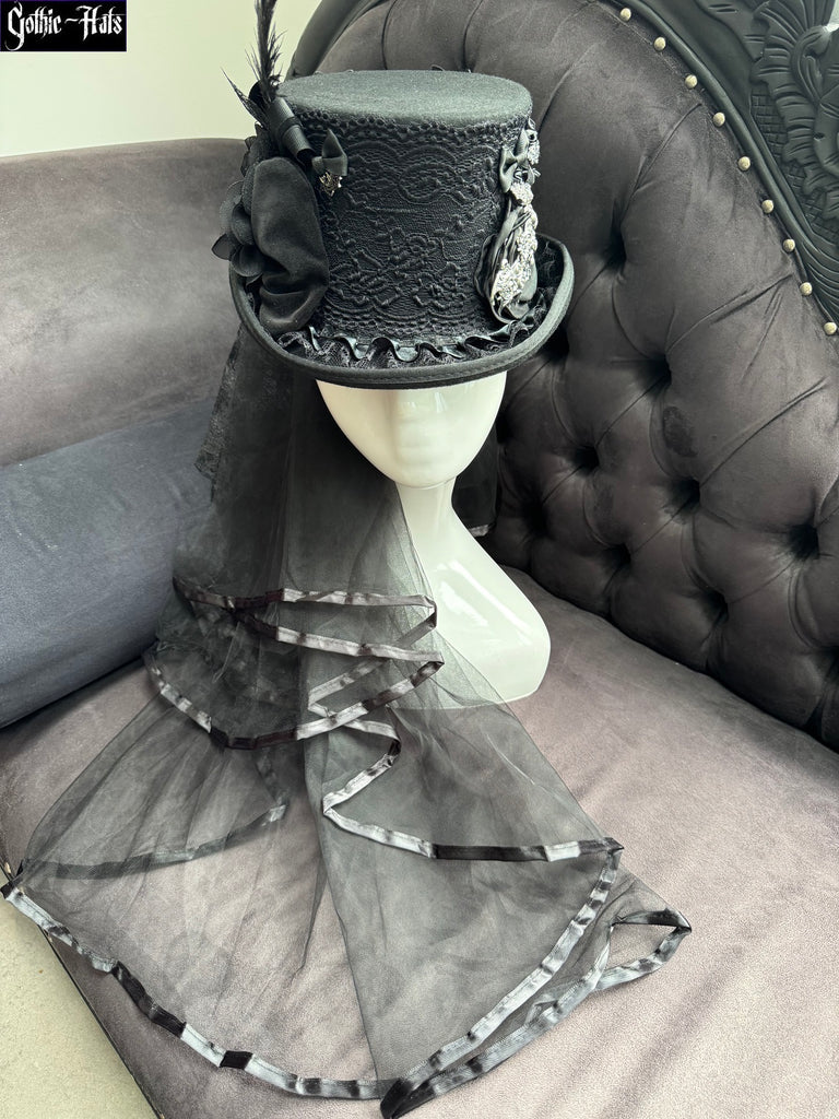Leila Top Hat 55cm
