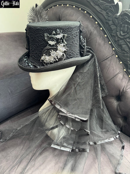 Leila Top Hat 55cm