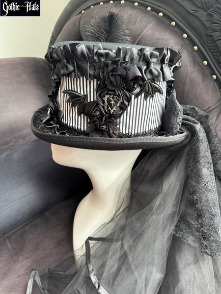 Lizzy Top Hat 56cm