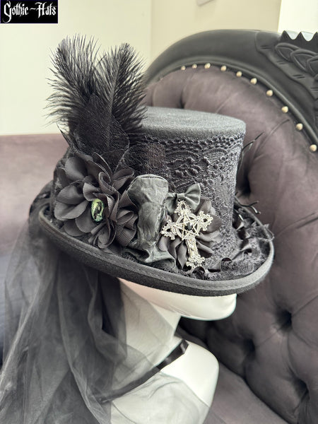 Baccara Top Hat 56cm