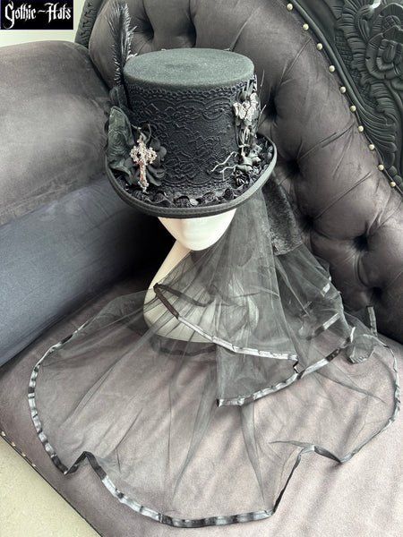 Baccara Top Hat 56cm