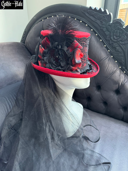 Arachne Top Hat 56cm