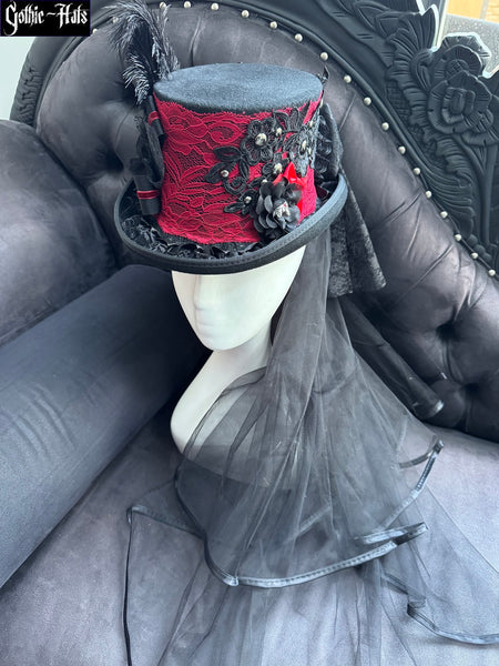 Crimson Top Hat 54cm
