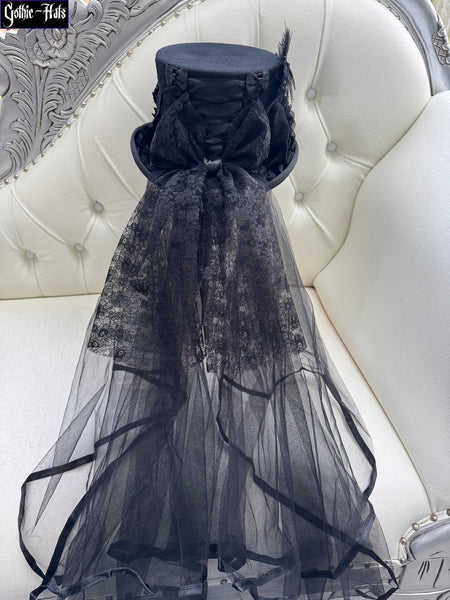 Raven/ Spider Top Hat 56cm
