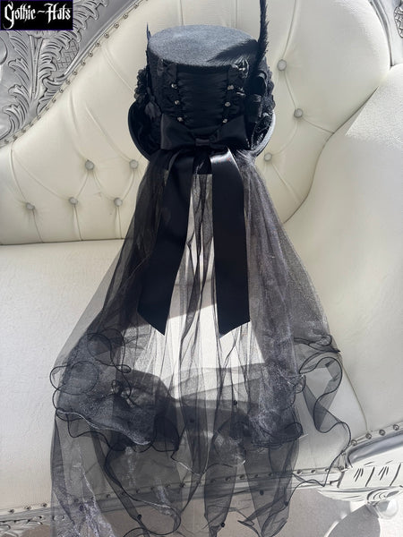 Skeleton Cameo Top Hat 56cm