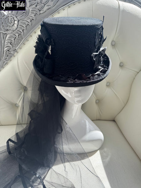 Bats Top Hat 56cm