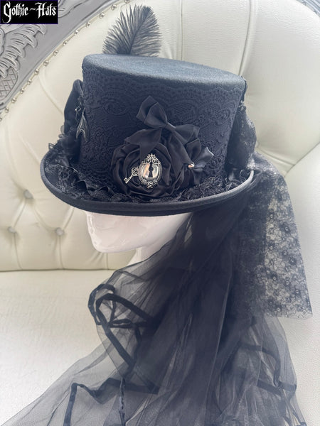 Lock n Key Top Hat 56cm