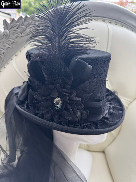 Raven Top Hat 55cm