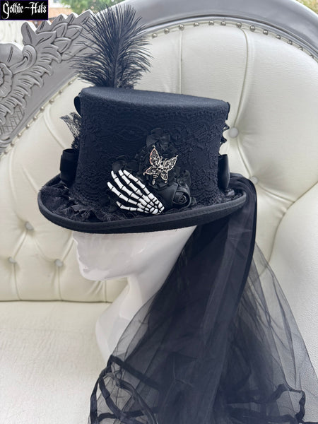 Raven Top Hat 55cm