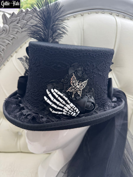 Raven Top Hat 55cm