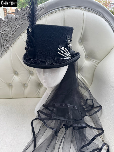 Raven Top Hat 55cm