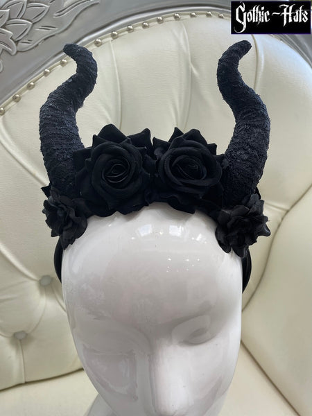Headdress Lace Horns Roses Blk