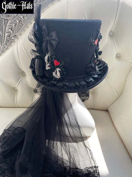 Hearts Top Hat 59cm